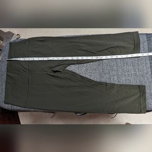 Lululemon align crop leggings